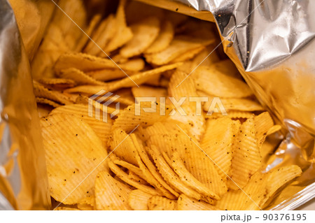 ポテトチップス 90376195