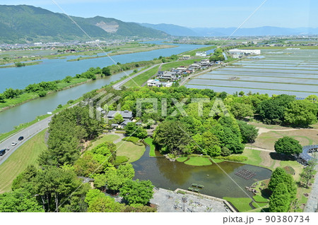 国営木曽三川公園の展望タワーからの展望(岐阜・関ケ原方面) 国営木曽三川公園の展望タワーからの展望(岐阜・関ケ原方面) 90380734