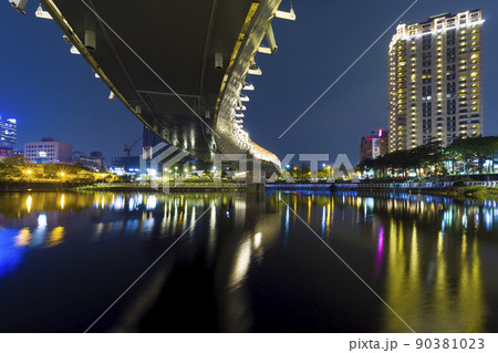 台湾・高雄 愛河之心の夜景 / Kaohsiung, Taiwan 台湾・高雄 愛河之心の夜景 / Kaohsiung, Taiwan 90381023