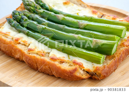 Asparagus mozzarella sandwich Asparagus mozzarella sandwich 90381833