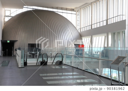 日本科学未来館　6階のドームシアター 90381962
