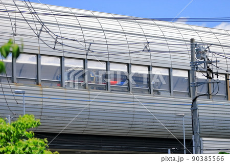 東京外環自動車道の防音壁 90385566