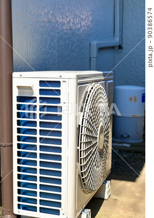 エアコンの室外機 90386574