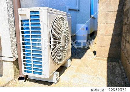 エアコンの室外機 90386575