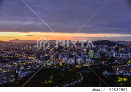 高層ビル 夕日 観光 90386961