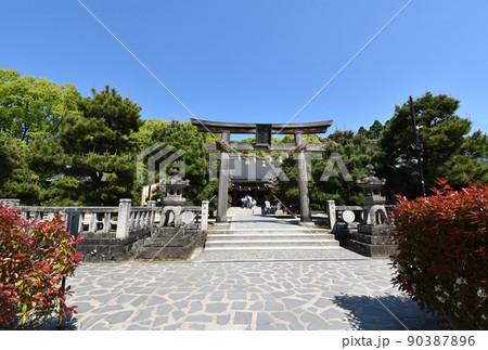 山口県萩市の松蔭神社の外観 90387896