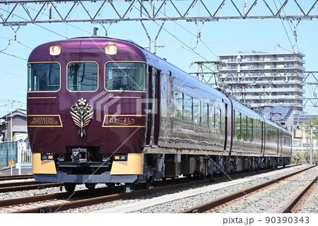 車両基地に停車する近畿日本鉄道19200系 90390343