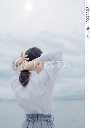 海岸の女子高生 海岸の女子高生 90392084