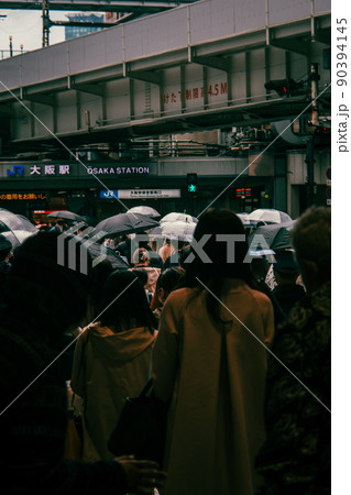 大阪　梅田　茶屋町　街並み 90394145