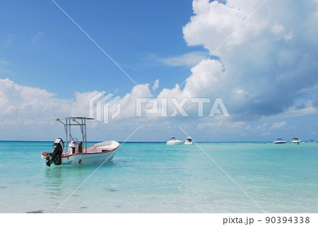 カリブ海　ビーチリゾート 90394338