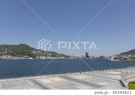 松が枝埠頭からの長崎港 松が枝埠頭からの長崎港 90394821