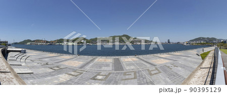 松が枝埠頭からの長崎港 松が枝埠頭からの長崎港 90395129
