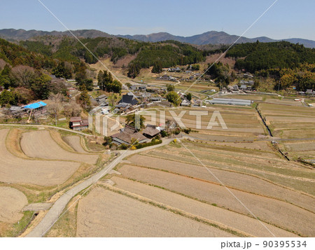 くりの郷能勢の田園風景の空撮 くりの郷能勢の田園風景の空撮 90395534