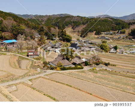 くりの郷能勢の田園風景の空撮 くりの郷能勢の田園風景の空撮 90395537