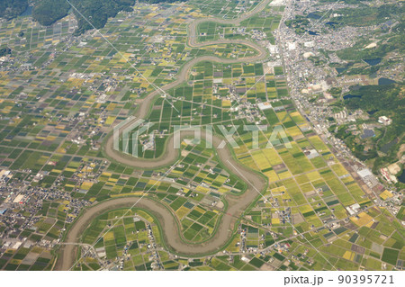 蛇行する牛津川と農地 蛇行する牛津川と農地 90395721