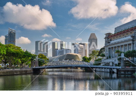 Singapore city skyline at Boat Quay and Clarke Quay waterfront business district Singapore city skyline at Boat Quay and Clarke Quay waterfront business district 90395911