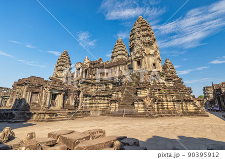 Siem Reap Cambodia, the famous Angkor Wat temple 90395912
