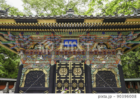 新緑の瑞鳳殿 新緑の瑞鳳殿 90396008