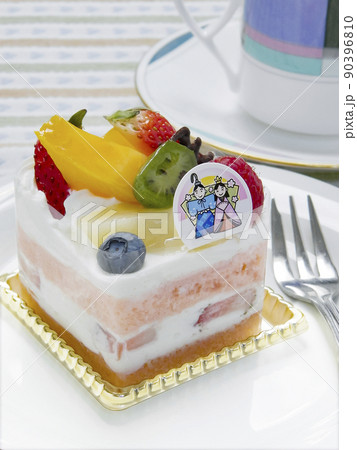 ひなまつりケーキ ひなまつりケーキ 90396810