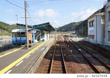 土佐くろしお鉄道中村線からの車窓風景 土佐佐賀駅 土佐くろしお鉄道中村線からの車窓風景 土佐佐賀駅 90397048