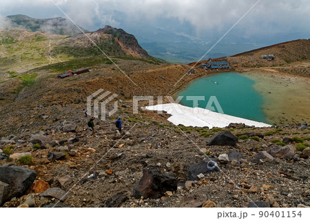 御嶽山稜線から見る二ノ池 御嶽山稜線から見る二ノ池 90401154