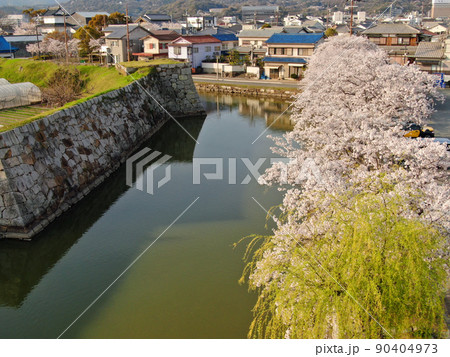 赤穂城跡公園の上空から空撮 赤穂城跡公園の上空から空撮 90404973