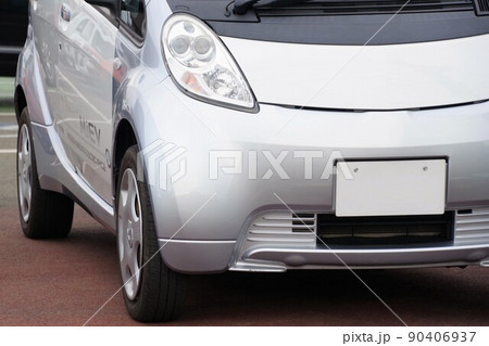 自動車イメージ　日本の電気自動車　三菱アイミーブ 90406937