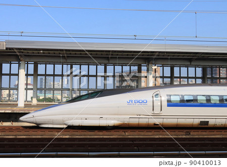 山陽新幹線　新下関駅に停車する500系こだま 90410013