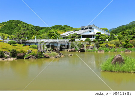 【愛媛県】晴天の南楽園 90411385