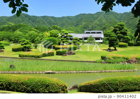 【愛媛県】晴天の南楽園 【愛媛県】晴天の南楽園 90411402