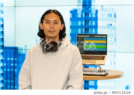 音楽クリエイター 音楽クリエイター 90411616