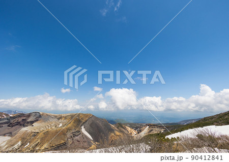 晴天の蔵王の御釜 晴天の蔵王の御釜 90412841