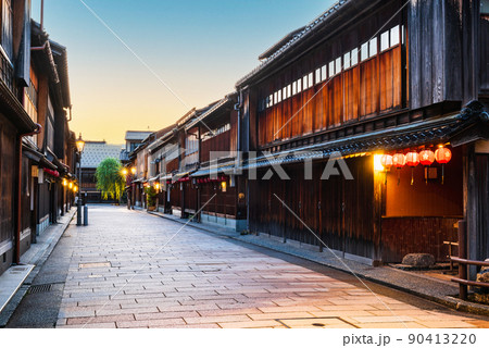 金沢　ひがし茶屋街　夕景 90413220