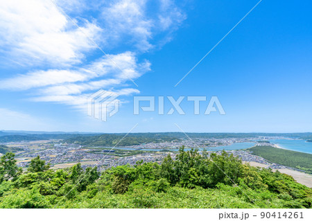 《佐賀県》晴天の鏡山・鏡山展望台より撮影 90414261
