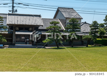東海道の宿場町　由比　5月の風景 90416945