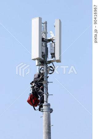 携帯電話基地局のアンテナ 90416967