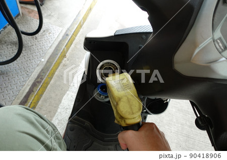 努力 給油 燃料補給 90418906