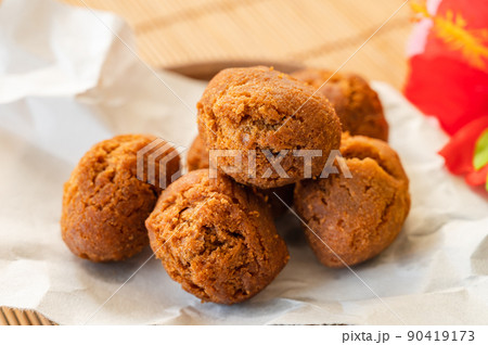 サーターアンダーギー 90419173