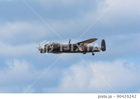 イギリス空軍ランカスターB Mk.I爆撃機 90420242