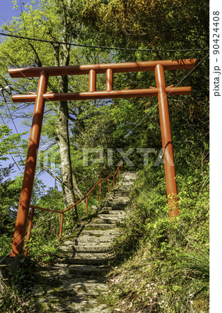 湯原温泉　手王神社・足王神社　鳥居　岡山県真庭市 90424408