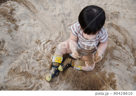 砂 すな 子供 90428610