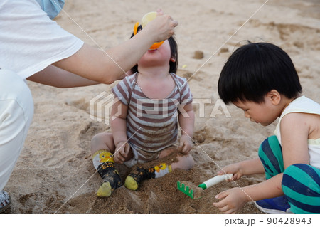 子供 子 年下 90428943
