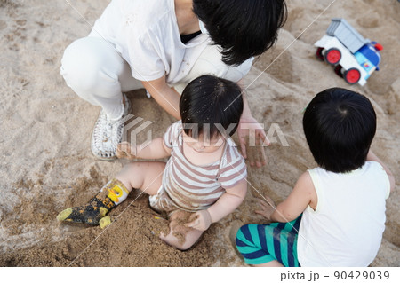 砂 すな 子供 90429039