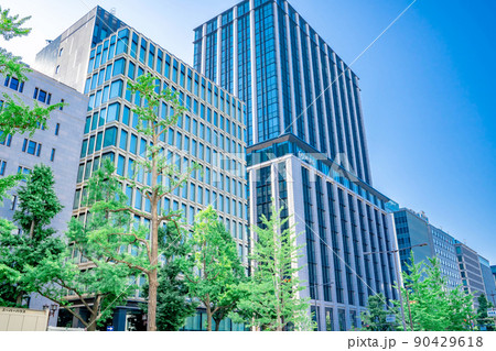 御堂筋のビル景　大阪 90429618