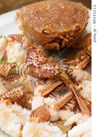 美味しい北海道の毛蟹の刺身 90433213
