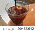 暑い日においしいアイスコーヒー 90433642