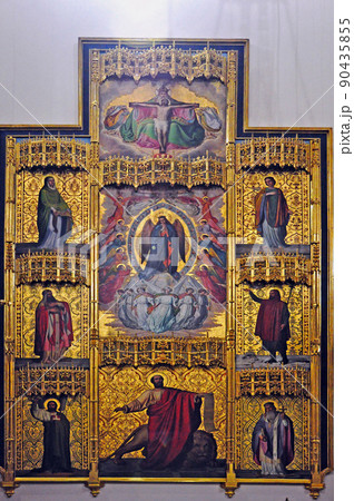スペイン　マドリード　サン・ヘロニモ・エル・レアル教会　祭壇画 90435855