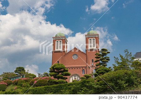 新緑の浦上天主堂 90437774