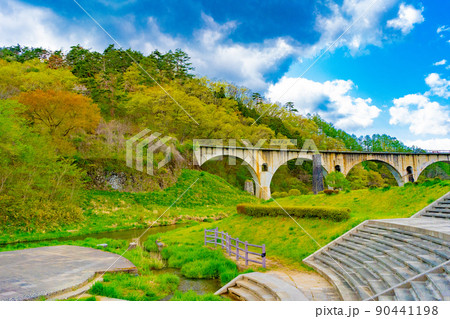 めがね橋(岩手県宮守川橋梁) 90441198