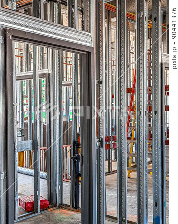 Metal Stud Framing in Commercial Space 90441376